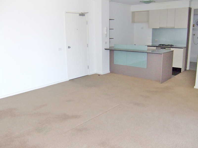 REF 21319/183 City Road, Southbank VIC 3006