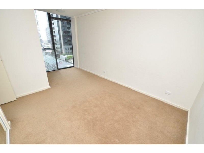 REF 21323/88 Kavanagh Street, Southbank VIC 3006