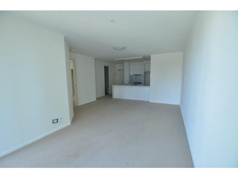 REF 21327/180 City Road, Southbank VIC 3006