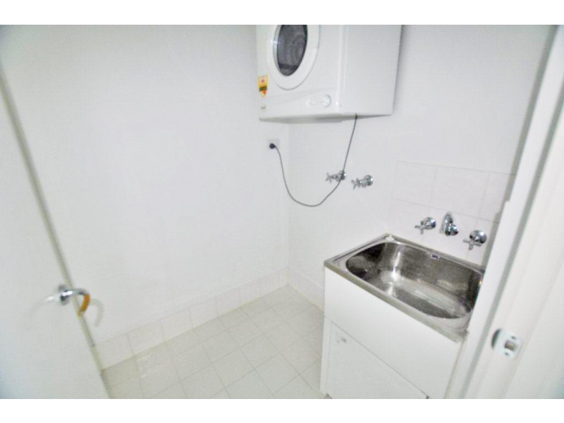 REF 21328/28 Bank Street, South Melbourne VIC 3205