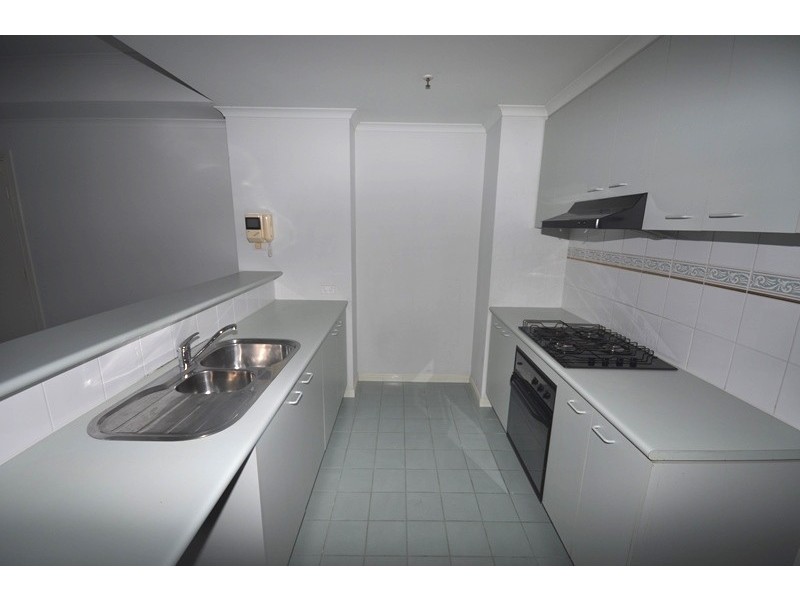 REF 21330/83 Queensbridge Street, Southbank VIC 3006