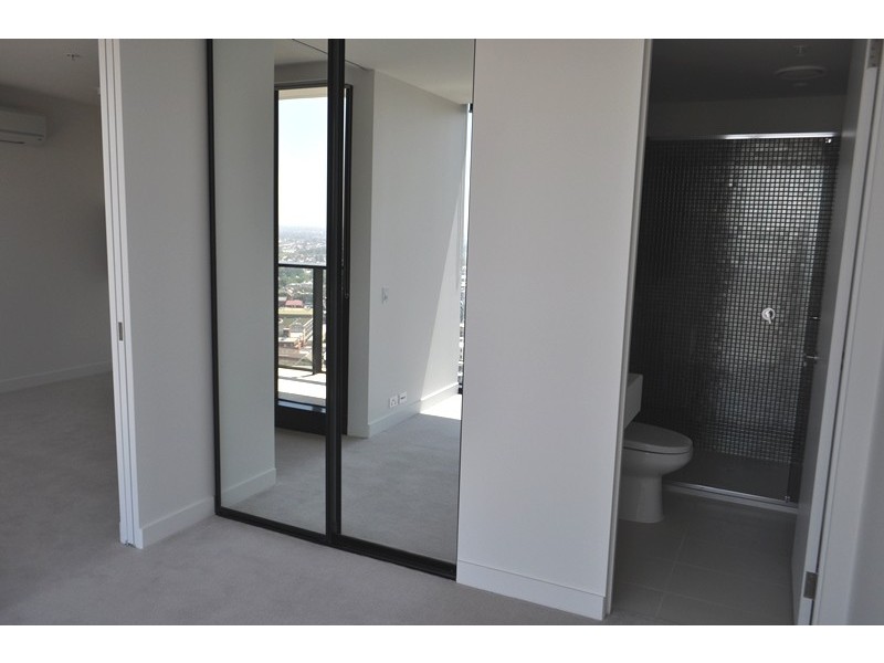 2804/33 Mackenzie Street, Melbourne VIC 3000