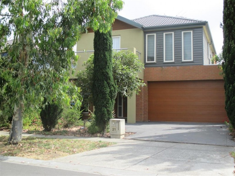 21 Central Park Avenue, Point Cook VIC 3030