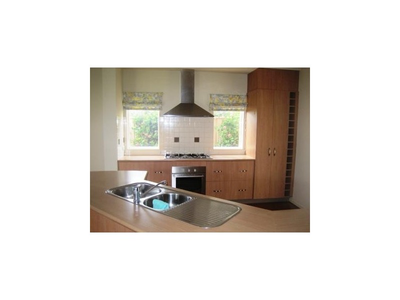 21 Central Park Avenue, Point Cook VIC 3030