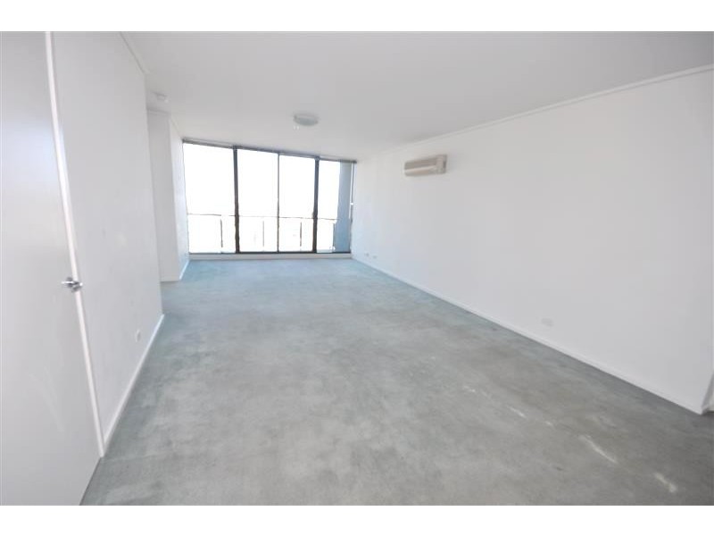 REF 21349/99 Whiteman Street, Southbank VIC 3006