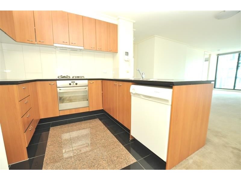 REF 21352/163 City Road, Southbank VIC 3006