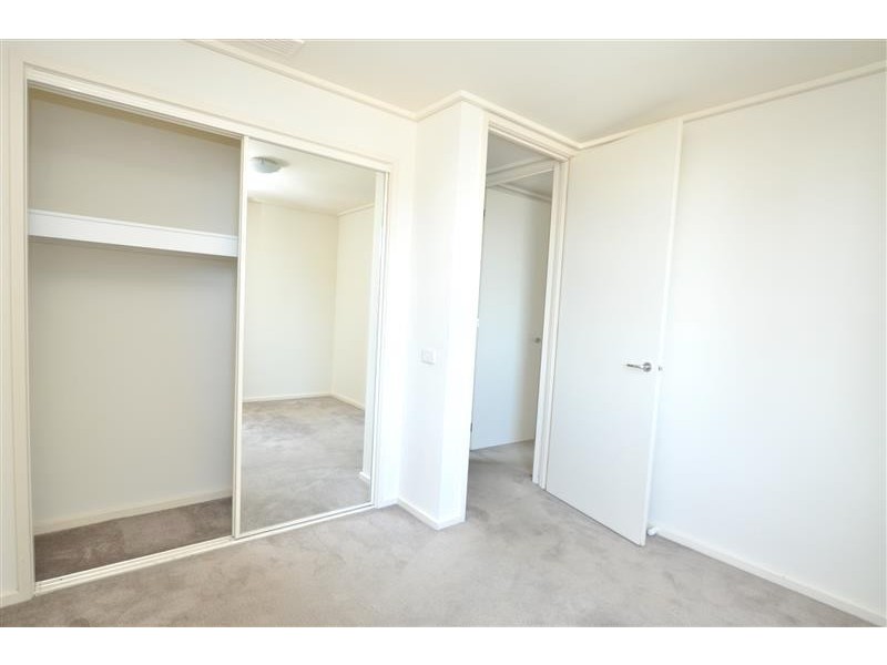 REF 21352/163 City Road, Southbank VIC 3006