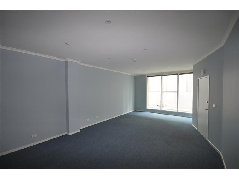 5 Nicholson Place, Melbourne VIC 3000