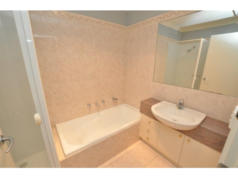 5 Nicholson Place, Melbourne VIC 3000