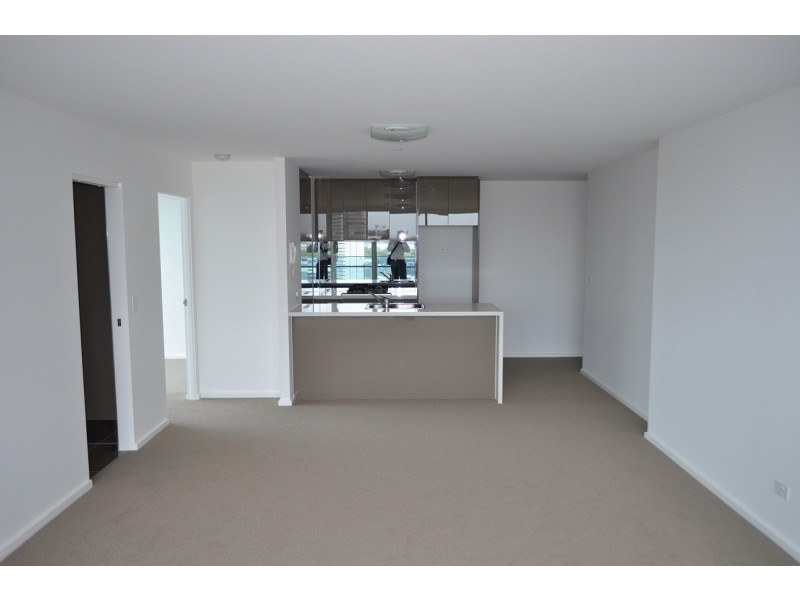REF 24071/241 City Road, Southbank VIC 3006