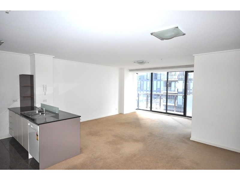 REF 21371/183 City Road, Southbank VIC 3006