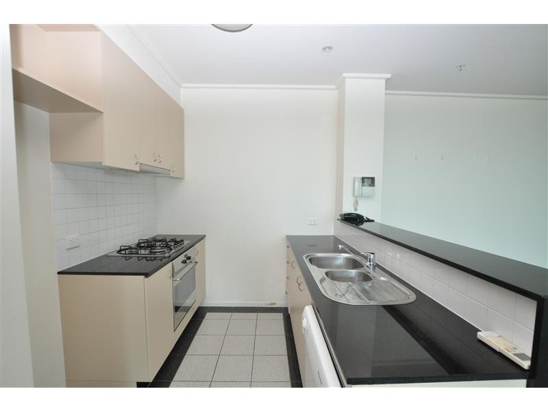 REF 21372/2/83 Whiteman Street, Southbank VIC 3006