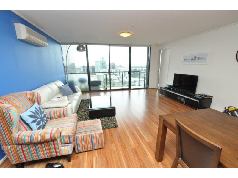 REF 21373/100 Kavanagh Street, Southbank VIC 3006