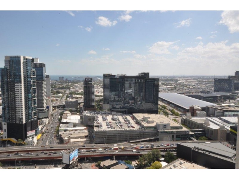 REF 21377/180 City Road, Southbank VIC 3006