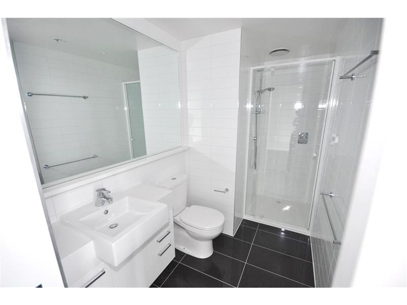 REF 21072/241 City Road, Southbank VIC 3006