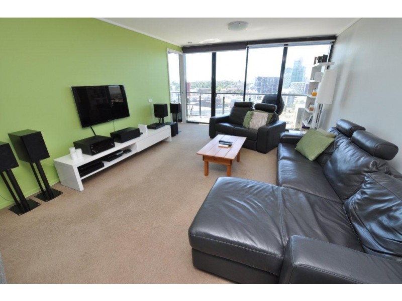 REF 21379/100 Kavanagh Street, Southbank VIC 3006
