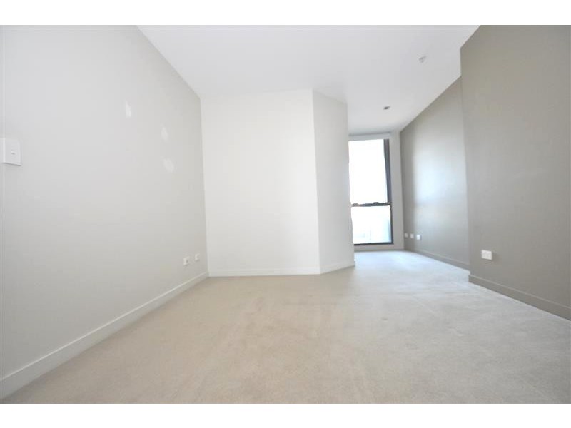 1005/100 Harbour Esplanade, Docklands VIC 3008