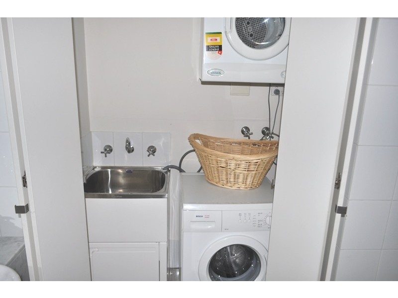 REF 21382/88 Kavanagh Street, Southbank VIC 3006