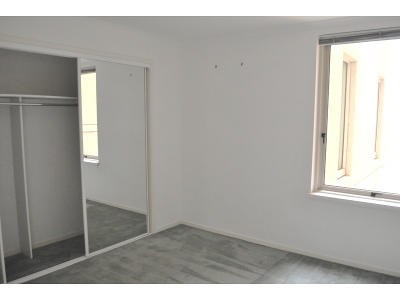 REF 21400/416A St Kilda Road, Melbourne VIC 3004