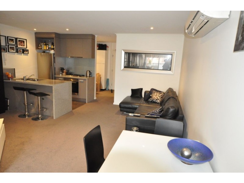 REF 21403/58 Jeffcott Street, West Melbourne VIC 3003