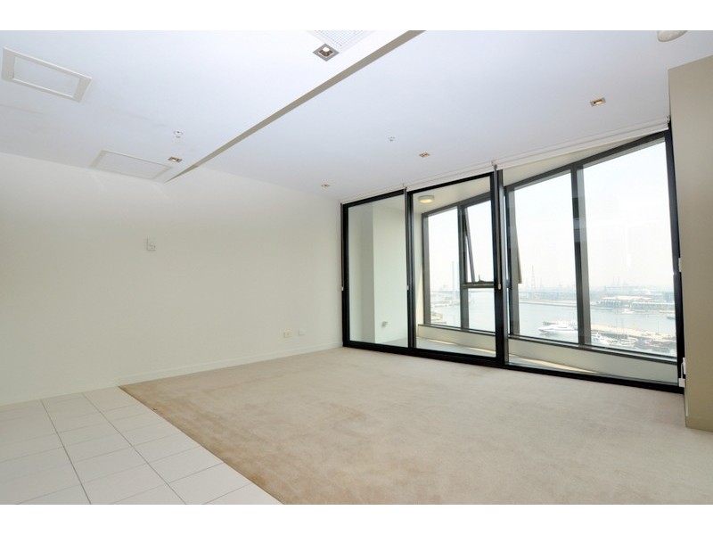 1611/100 Harbour Esplanade, Docklands VIC 3008