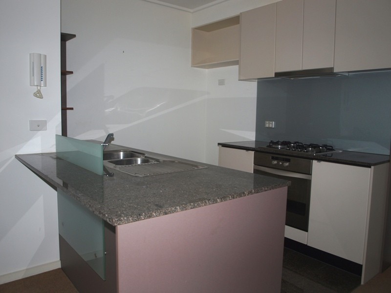 REF 21406/183 City Road, Southbank VIC 3006