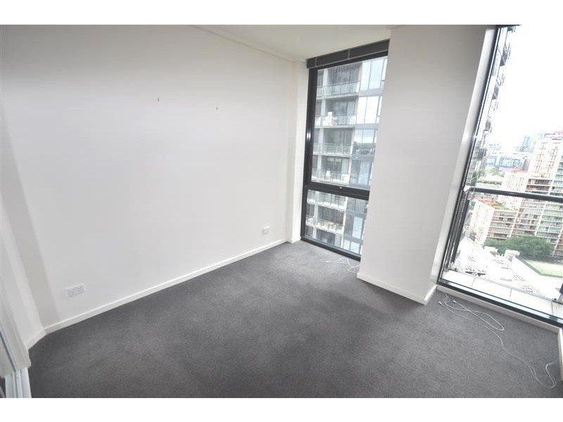 REF 21407/100 Kavanagh Street, Southbank VIC 3006