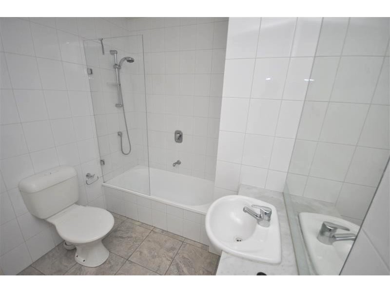 REF 21410/88 Kavanagh Street, Southbank VIC 3006