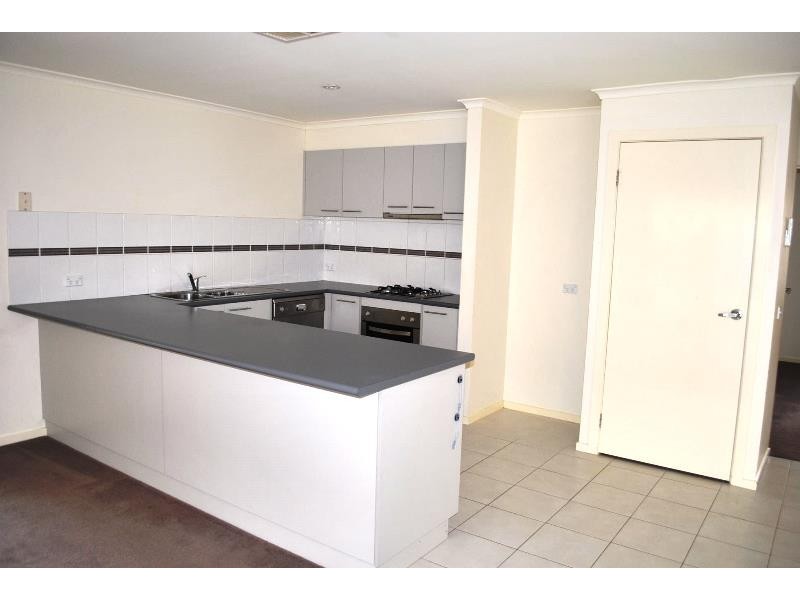 4 Sumac Close, Point Cook VIC 3030