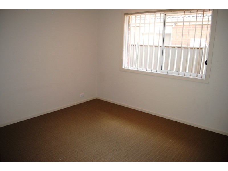 34 Pioneer Drive, Deer Park VIC 3023