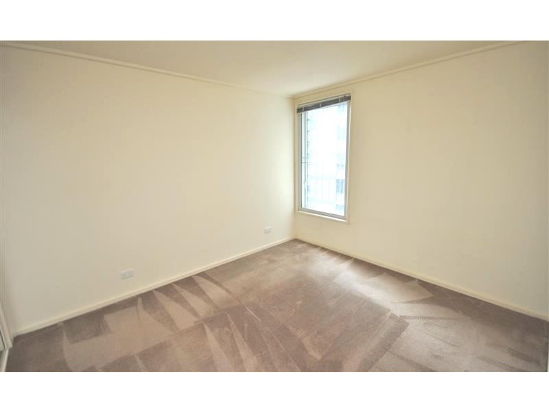 REF 21422/163 City Road, Southbank VIC 3006