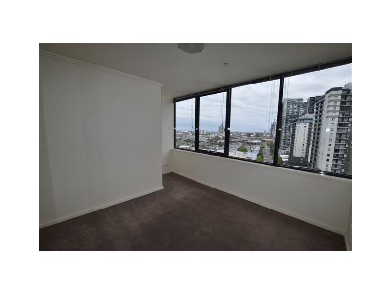 REF 21430/22 Kavanagh Street, Southbank VIC 3006