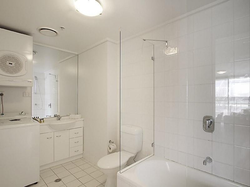 REF 21296/668 Bourke Street, Melbourne VIC 3000