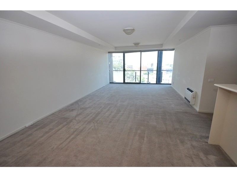 REF 21432/88 Park Street, South Melbourne VIC 3205