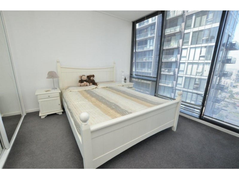 REF 21445/183 City Road, Southbank VIC 3006