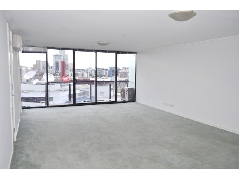 REF 21446/22 Kavanagh Street, Southbank VIC 3006