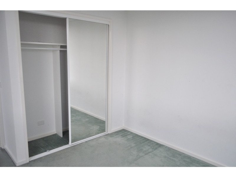 REF 21446/22 Kavanagh Street, Southbank VIC 3006