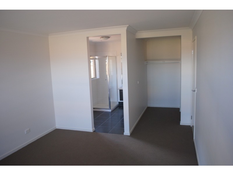 53 Campaspe Way, Point Cook VIC 3030