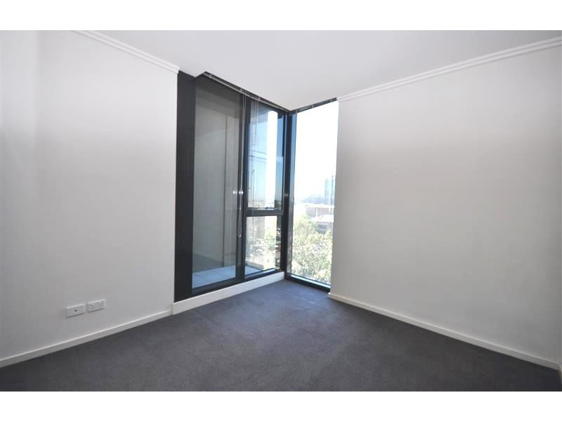 REF 21466/88 Kavanagh Street, Southbank VIC 3006