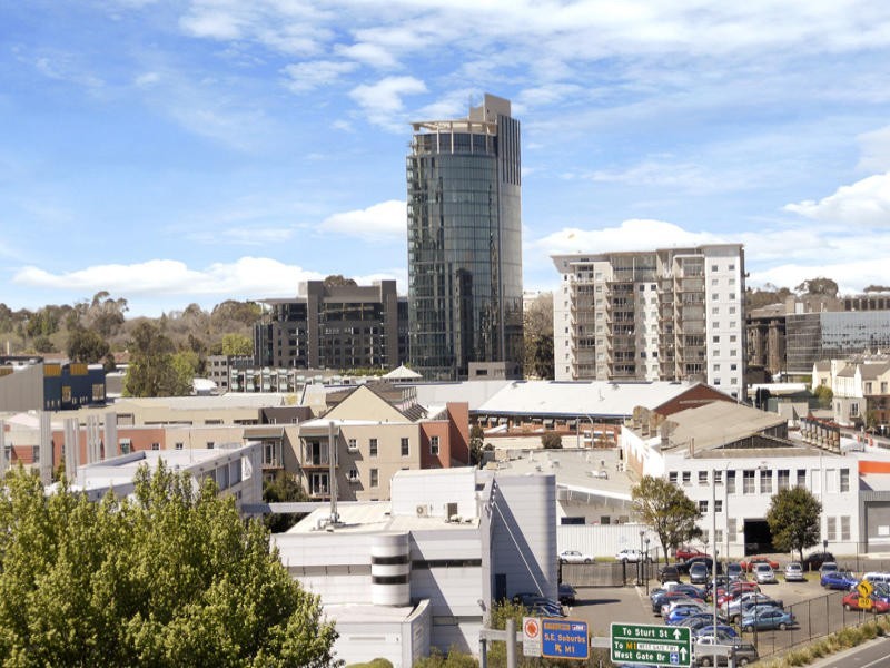 REF 21466/88 Kavanagh Street, Southbank VIC 3006