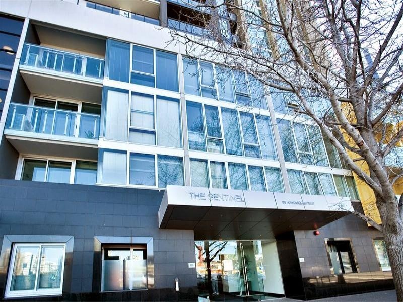 REF 21466/88 Kavanagh Street, Southbank VIC 3006