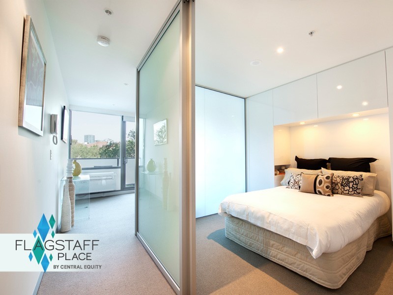 2/53 Batman Street, Melbourne VIC 3000