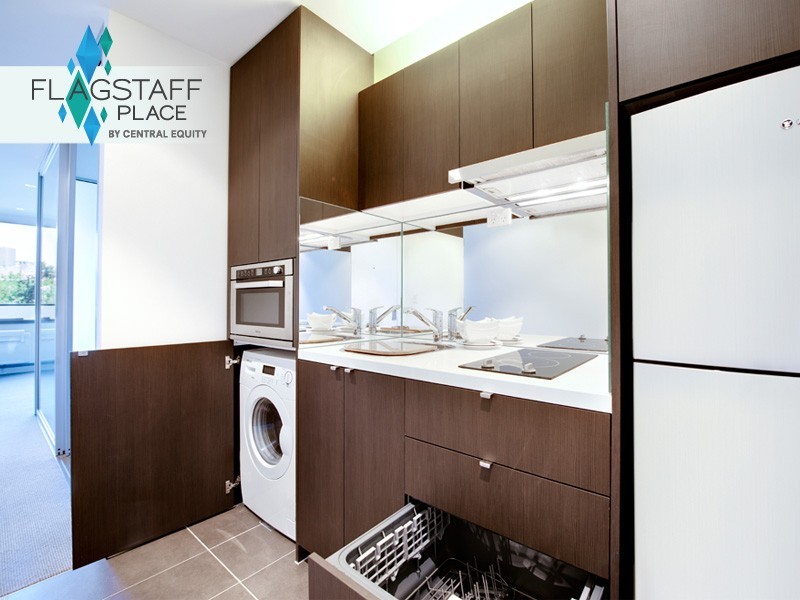 2/53 Batman Street, Melbourne VIC 3000