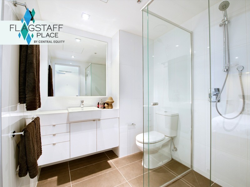 2/53 Batman Street, Melbourne VIC 3000