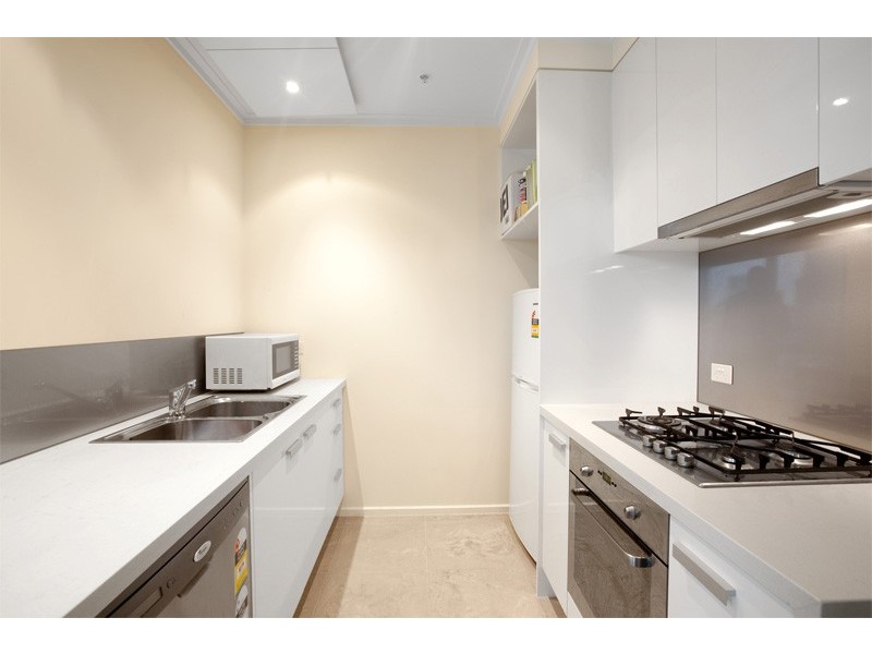 REF 21470/180 City Road, Southbank VIC 3006