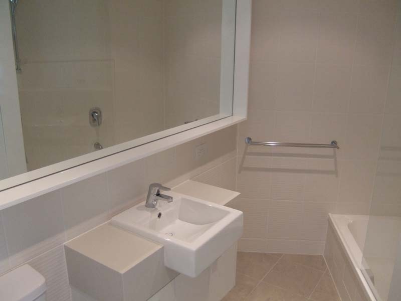 REF 21470/180 City Road, Southbank VIC 3006