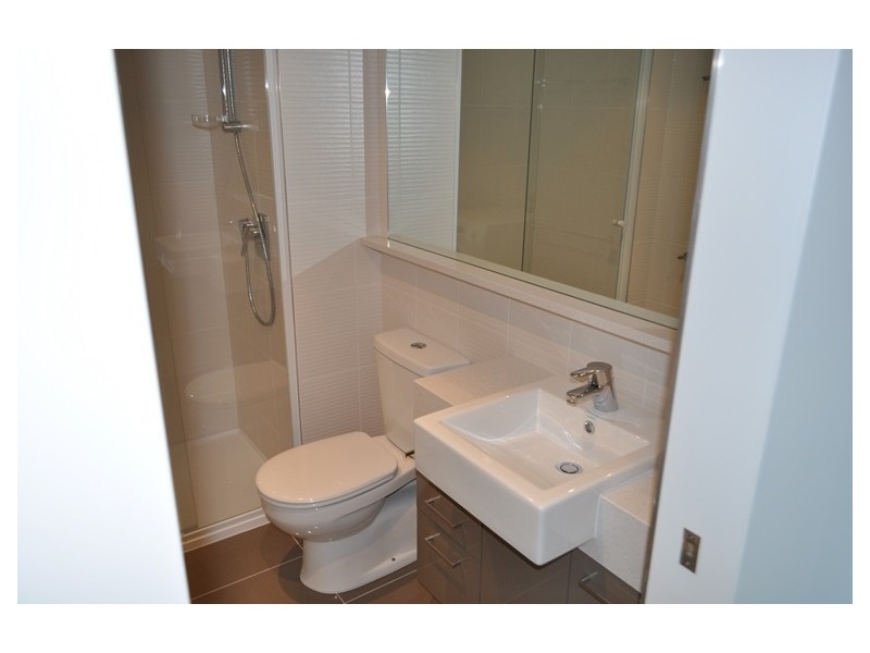 REF 20091/241 City Road, Southbank VIC 3006