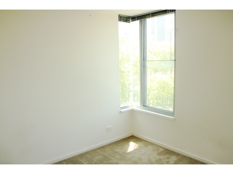 REF 21492/118 Dudley Street, West Melbourne VIC 3003
