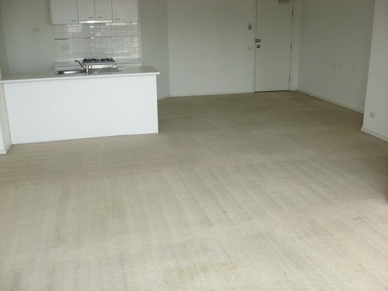 REF 21504/79 Whiteman Street, Southbank VIC 3006