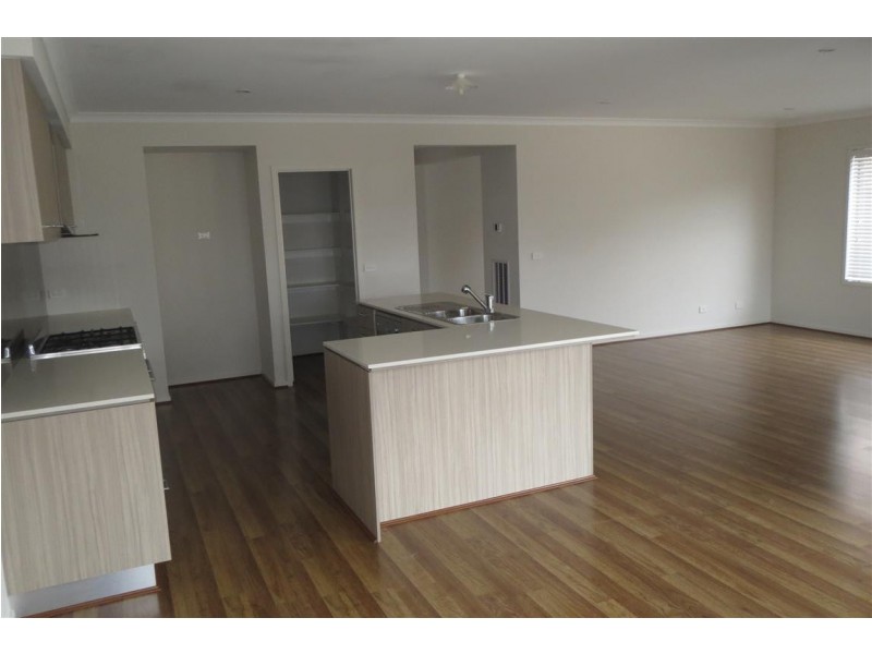 57 Penshurst Avenue, Williams Landing VIC 3027